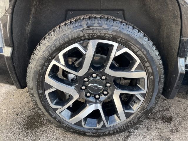 2025 Chevrolet Silverado EV RST - Max Range