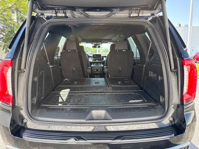 2024 GMC Yukon SLT