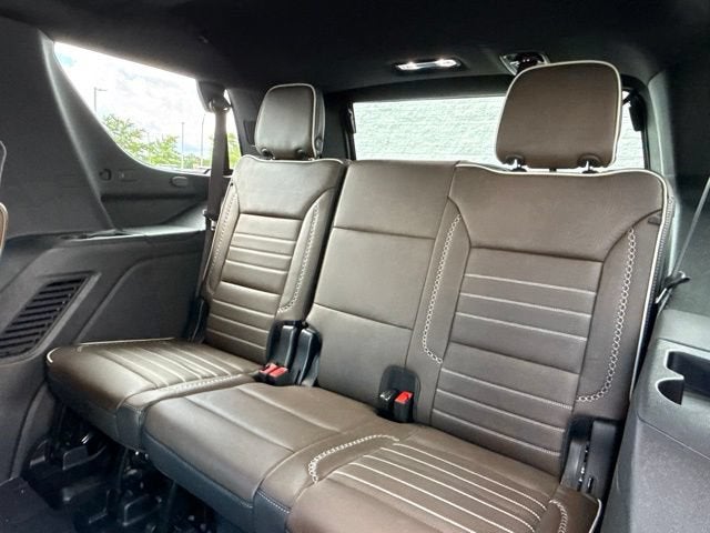 2025 GMC Yukon Denali Ultimate