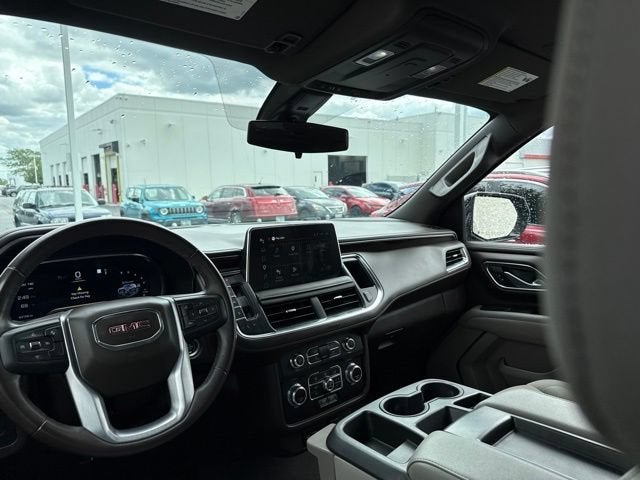 2022 GMC Yukon XL SLE