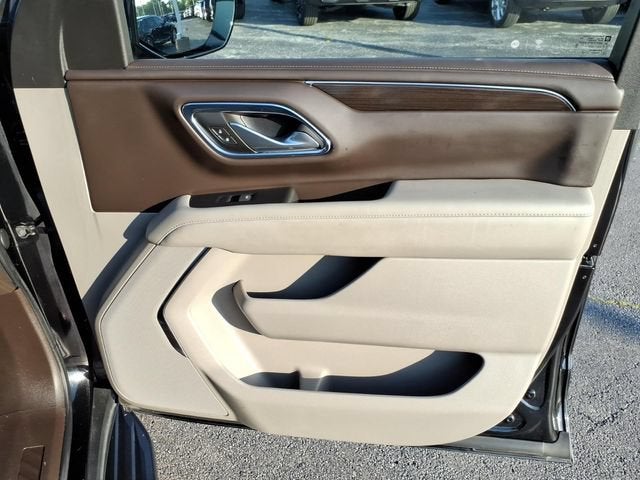 2022 GMC Yukon XL SLE
