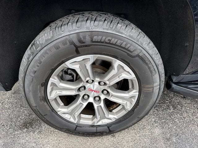 2022 GMC Yukon XL SLE