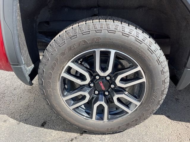 2025 GMC Sierra 1500 AT4