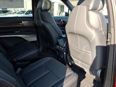 2027 Cadillac VISTIQ Luxury