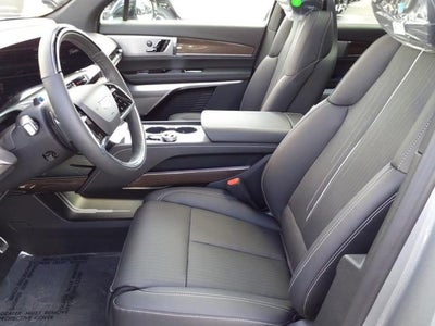 2026 Cadillac VISTIQ Luxury