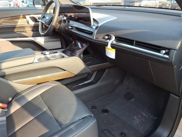 2027 Cadillac VISTIQ Luxury