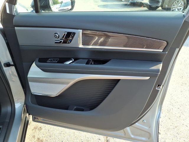 2027 Cadillac VISTIQ Luxury