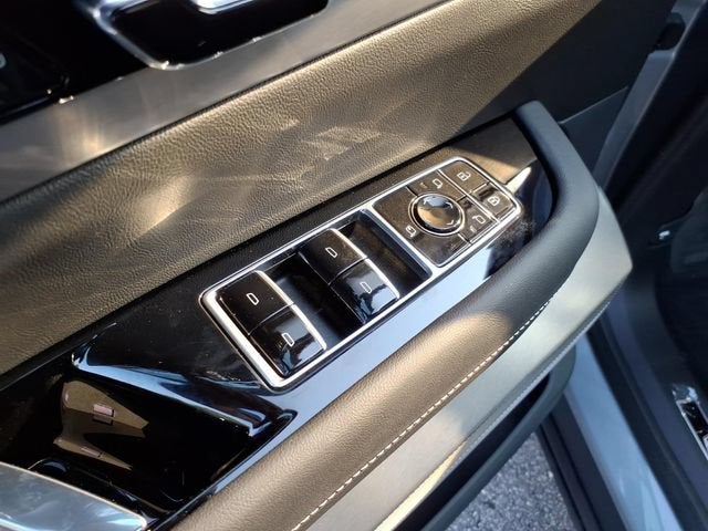 2027 Cadillac VISTIQ Luxury