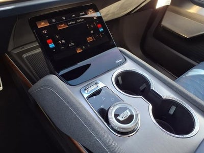 2026 Cadillac VISTIQ Premium Luxury