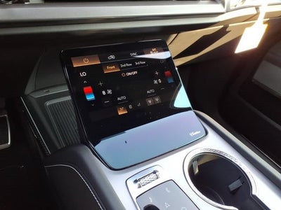 2027 Cadillac VISTIQ Sport