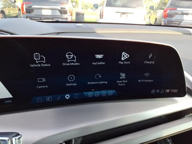 2026 Cadillac VISTIQ Platinum