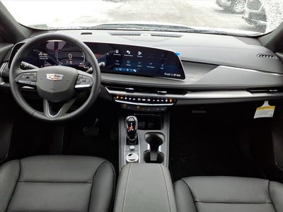 2025 Cadillac XT4 Premium Luxury