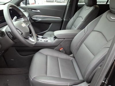 2025 Cadillac XT4 Premium Luxury