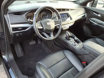 2023 Cadillac XT4 Premium Luxury