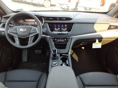 2026 Cadillac XT5 Luxury