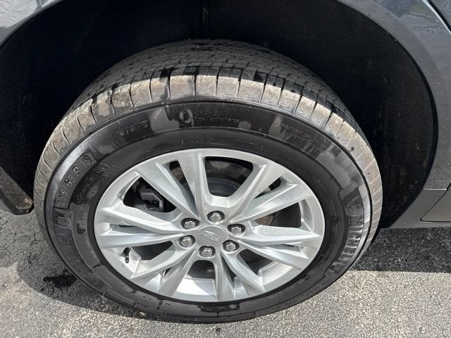 2023 Cadillac XT5 AWD Luxury