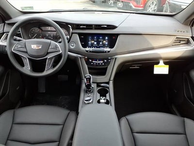 2026 Cadillac XT5 Luxury