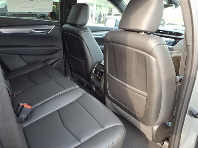 2026 Cadillac XT5 Luxury