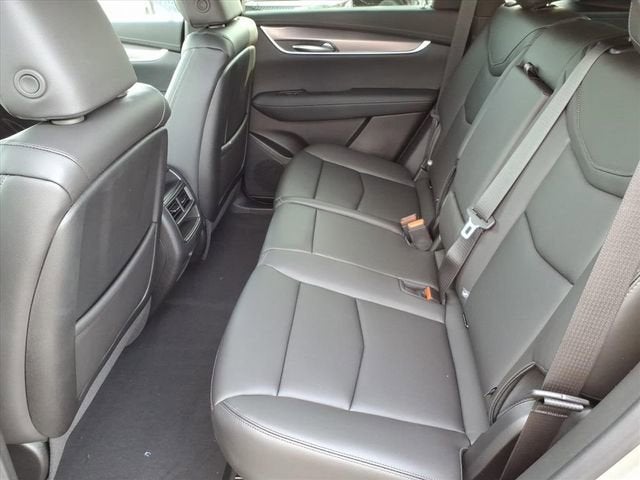 2026 Cadillac XT5 Luxury