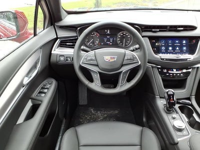 2026 Cadillac XT5 Luxury