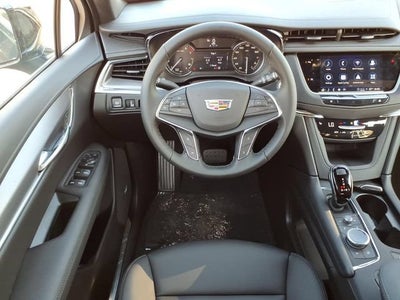 2026 Cadillac XT5 Luxury