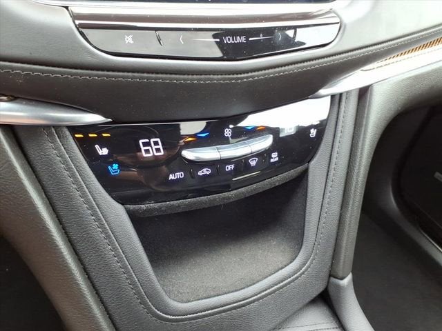 2019 Cadillac XT5 Platinum AWD