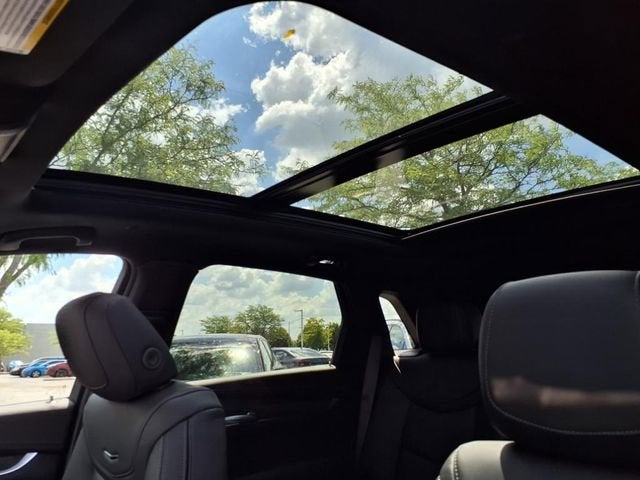 2025 Cadillac XT5 Sport