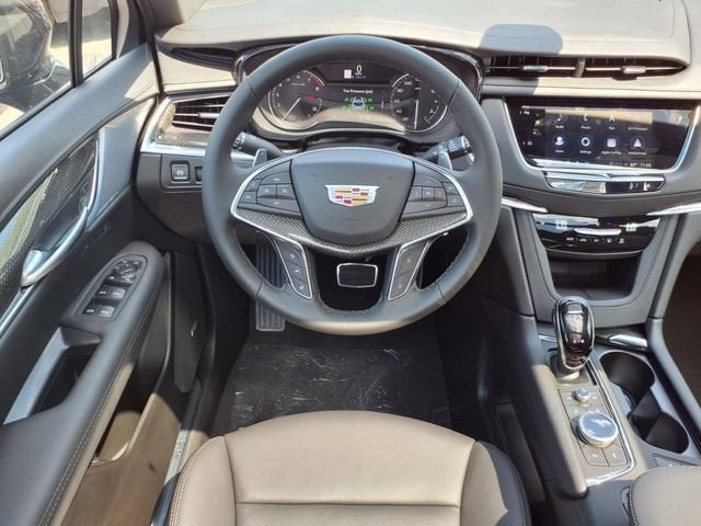 2025 Cadillac XT5 Sport