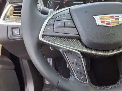 2025 Cadillac XT5 Sport