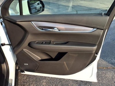 2025 Cadillac XT6 Luxury