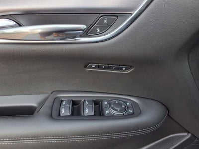 2025 Cadillac XT6 Luxury