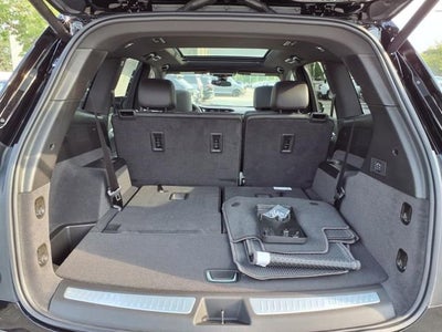 2025 Cadillac XT6 Luxury