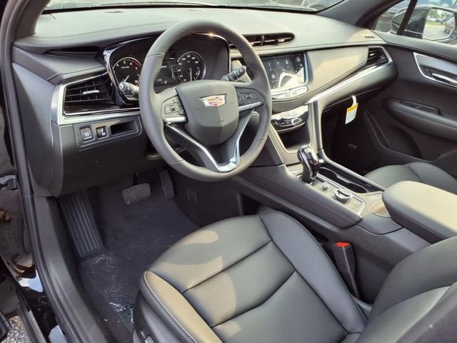 2025 Cadillac XT6 Luxury