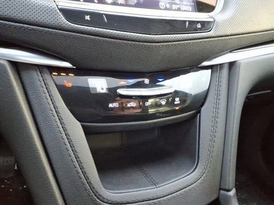 2024 Cadillac XT6 Luxury