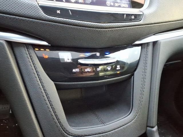 2024 Cadillac XT6 Luxury