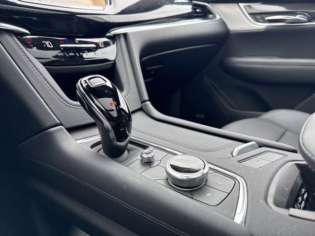 2023 Cadillac XT6 Sport