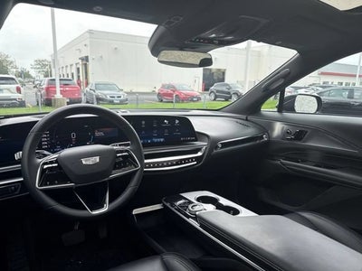 2024 Cadillac LYRIQ Tech