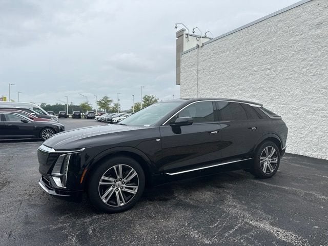 2024 Cadillac LYRIQ Tech