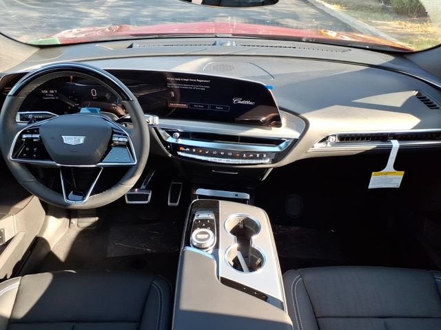 2027 Cadillac LYRIQ Luxury - Photo 18