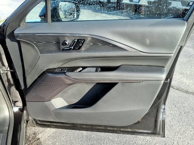 2025 Cadillac LYRIQ Luxury 1
