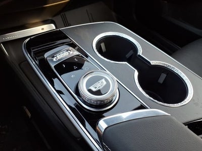 2025 Cadillac LYRIQ Luxury 1