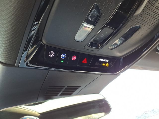 2025 Cadillac LYRIQ Luxury 1