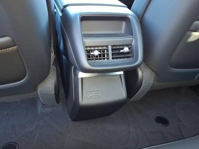 2025 Cadillac LYRIQ Luxury 1