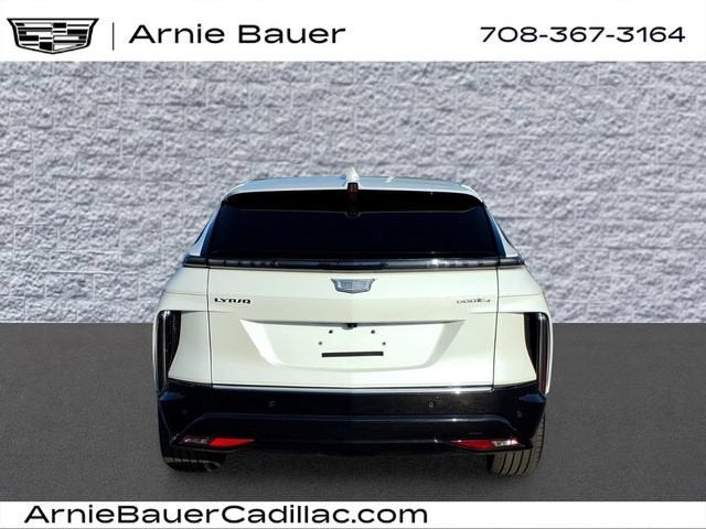 2025 Cadillac LYRIQ Luxury 1