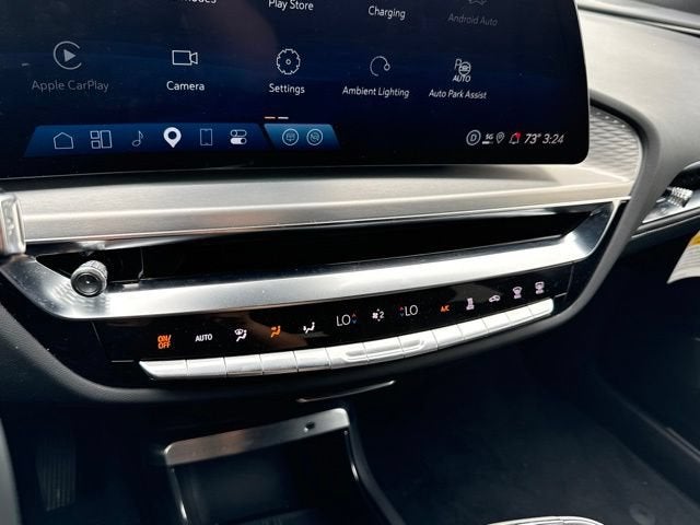 2025 Cadillac LYRIQ Luxury 1