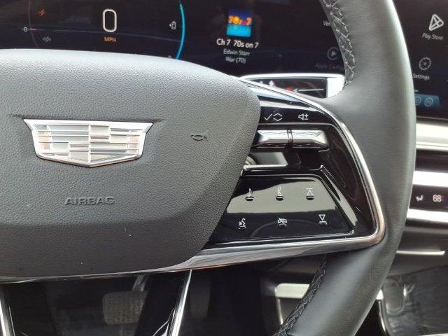 2025 Cadillac LYRIQ Luxury 1