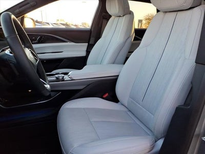 2024 Cadillac LYRIQ Luxury 1