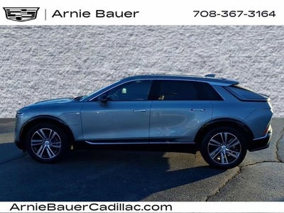 2024 Cadillac LYRIQ Luxury 1