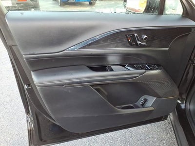 2024 Cadillac LYRIQ Luxury 1