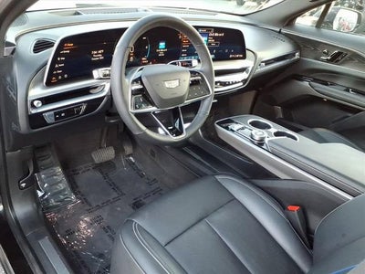 2024 Cadillac LYRIQ Luxury 1